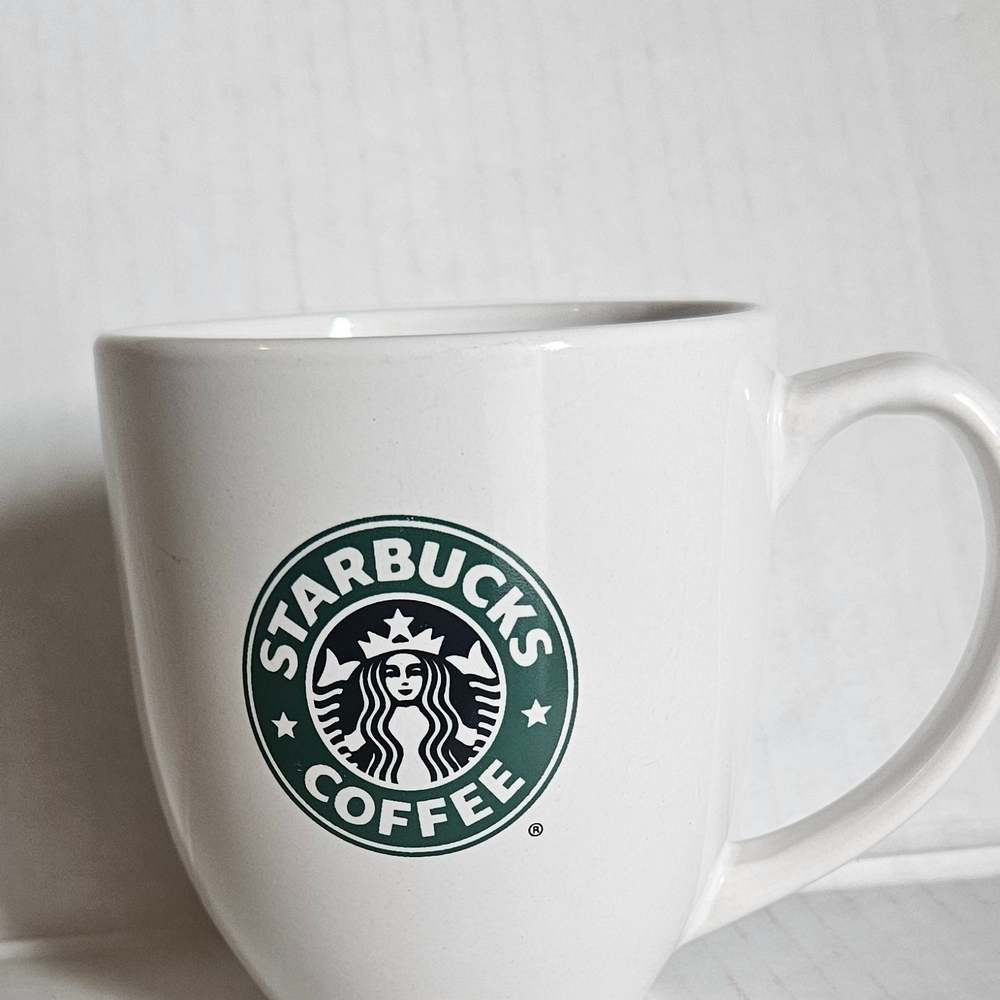 Starbucks 2010 White Green  Siren Logo 14 Oz Mug